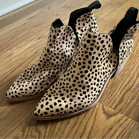 Dolce Vita Sonni Ankle Bootie Cheetah Leopard Print Calf Skin Hair Size 6 - Picture 2 of 9